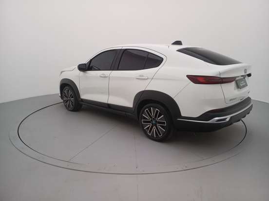 FIAT-FASTBACK-2025