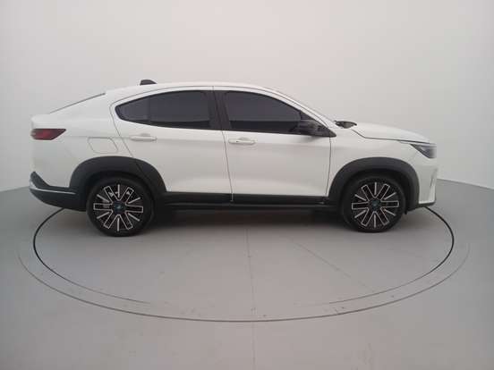 FIAT-FASTBACK-2025