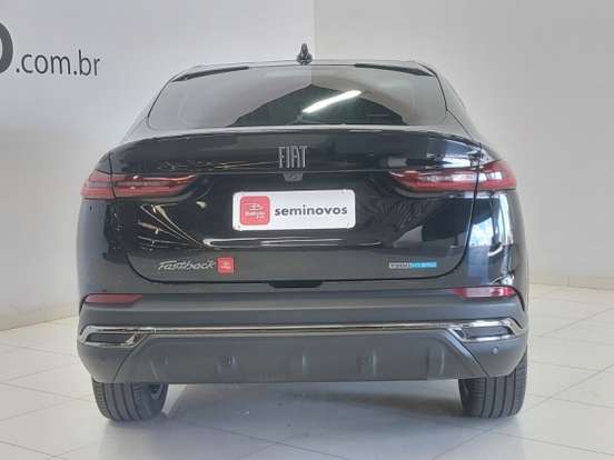 FIAT-FASTBACK-2025