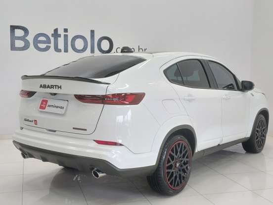 FIAT-FASTBACK-2025