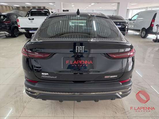FIAT-FASTBACK-2022