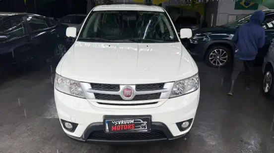 FIAT-FREEMONT-2.4 PRECISION 16V GASOLINA 4P AUTOMÁTICO FIAT-FREEMONT-2013