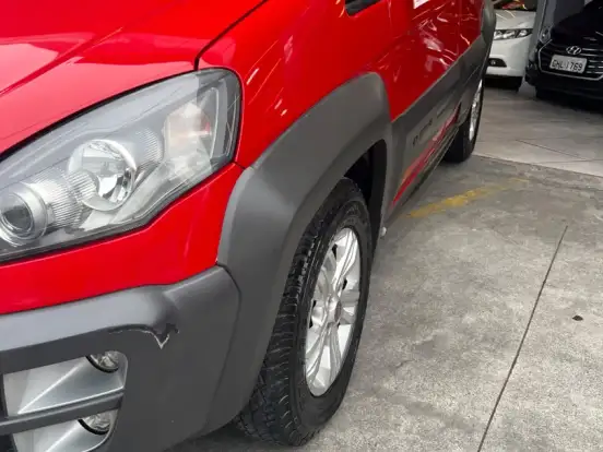 FIAT-IDEA-1.8 MPI ADVENTURE 16V FLEX 4P AUTOMATIZADO FIAT-IDEA-2013