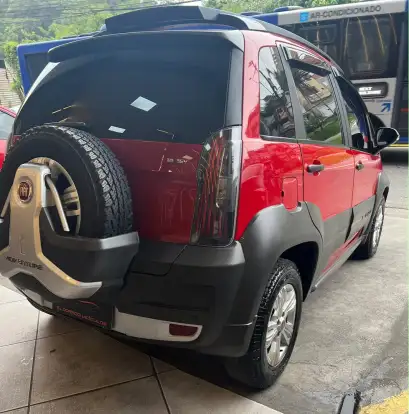 FIAT-IDEA-1.8 MPI ADVENTURE 16V FLEX 4P AUTOMATIZADO FIAT-IDEA-2013