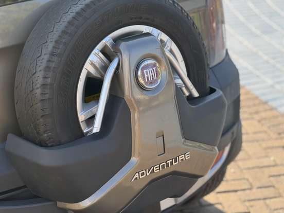 FIAT-IDEA-1.8 MPI ADVENTURE 16V FLEX 4P AUTOMATIZADO FIAT-IDEA-2011