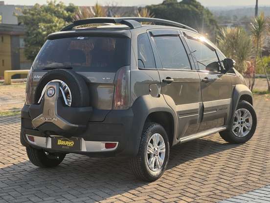 FIAT-IDEA-1.8 MPI ADVENTURE 16V FLEX 4P AUTOMATIZADO FIAT-IDEA-2011