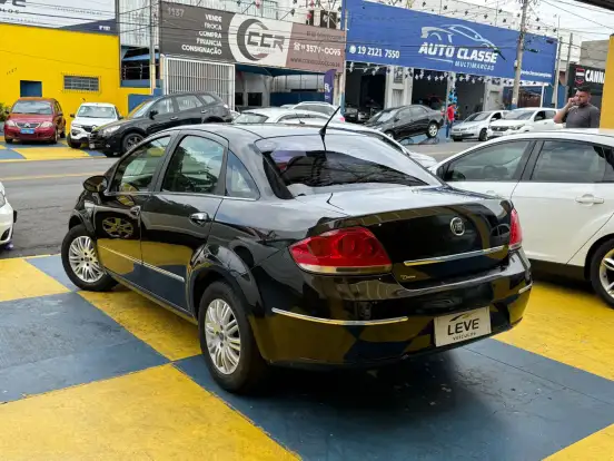 FIAT-LINEA-1.8 ESSENCE 16V FLEX 4P AUTOMATIZADO FIAT-LINEA-2011