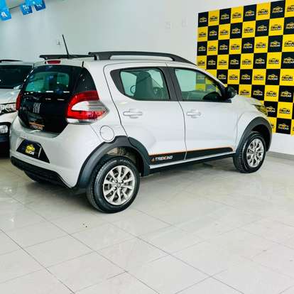 FIAT-MOBI-1.0 EVO FLEX TREKKING MANUAL FIAT-MOBI-2023