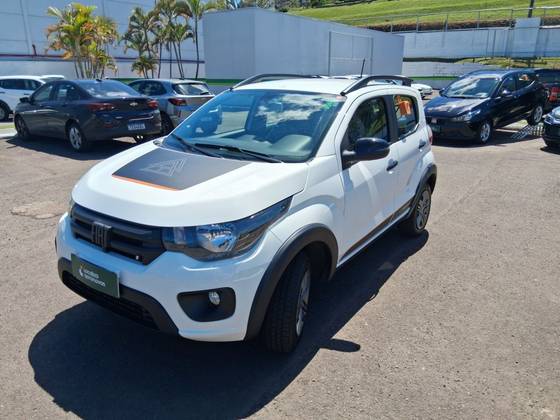 FIAT MOBI 1.0 FIREFLY FLEX TREKKING MANUAL