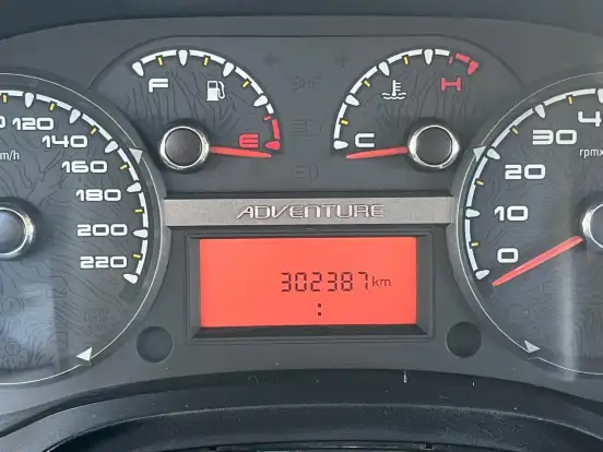 FIAT-PALIO-1.8 MPI ADVENTURE WEEKEND 16V FLEX 4P MANUAL FIAT-PALIO-2016