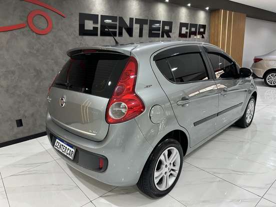 FIAT-PALIO-2015
