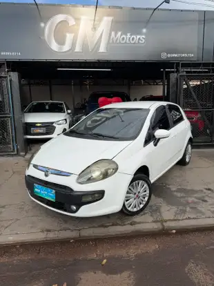FIAT-PUNTO-2014