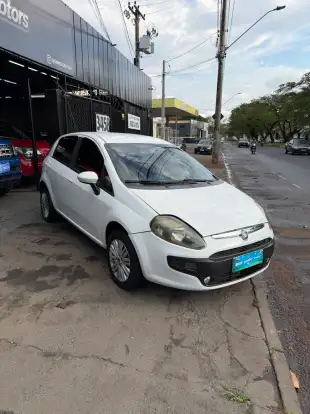 FIAT-PUNTO-2014