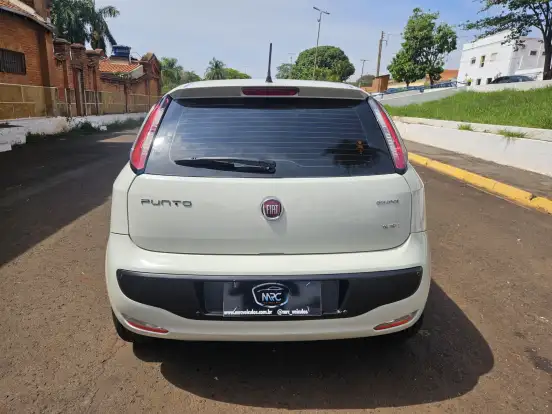 FIAT-PUNTO-1.6 ESSENCE 16V FLEX 4P MANUAL FIAT-PUNTO-2014