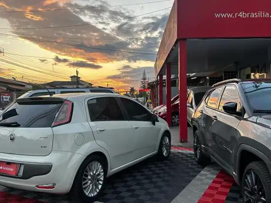 FIAT-PUNTO-1.6 ESSENCE 16V FLEX 4P MANUAL FIAT-PUNTO-2013