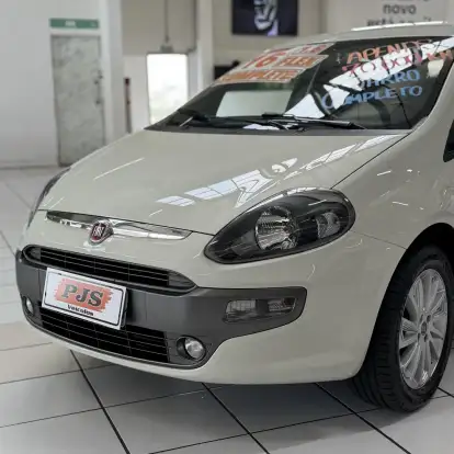 FIAT-PUNTO-1.6 ESSENCE 16V FLEX 4P MANUAL FIAT-PUNTO-2015