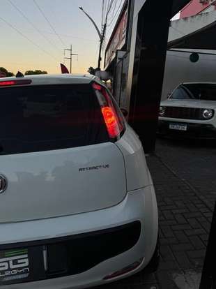 FIAT-PUNTO-1.4 ATTRACTIVE 8V FLEX 4P MANUAL FIAT-PUNTO-2012