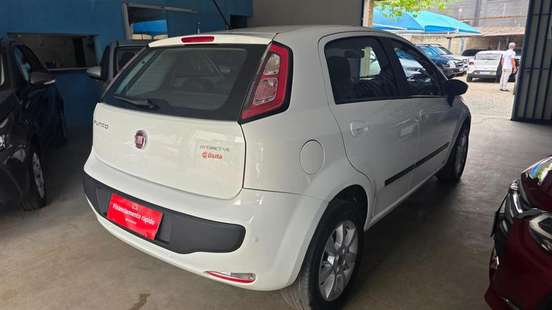 FIAT-PUNTO-1.4 ATTRACTIVE ITALIA 8V FLEX 4P MANUAL FIAT-PUNTO-2013