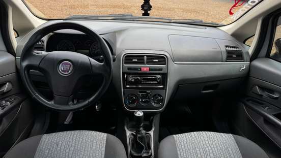 FIAT-PUNTO-2010