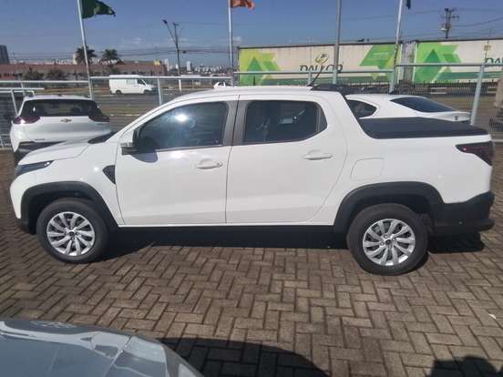 FIAT-STRADA-2024