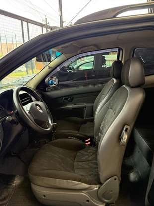 FIAT-STRADA-2011
