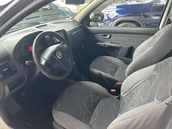 FIAT-STRADA-2014