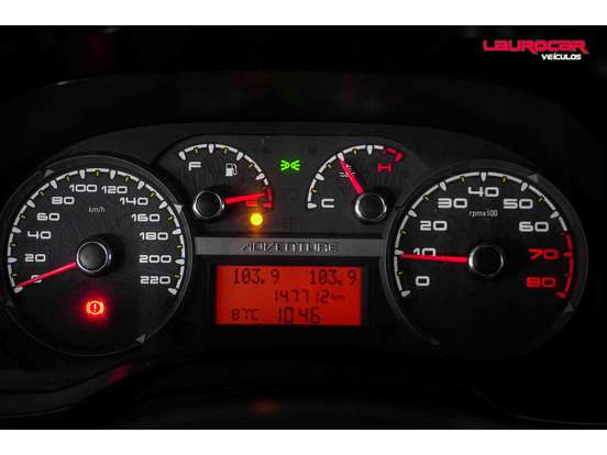 FIAT-STRADA-1.8 MPI ADVENTURE CD 16V FLEX 2P MANUAL FIAT-STRADA-2014