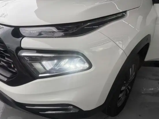 FIAT-TORO-2023