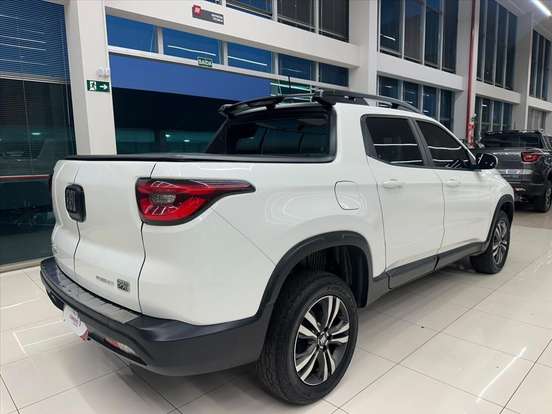 FIAT-TORO-1.3 TURBO 270 FLEX FREEDOM AT6 FIAT-TORO-2023