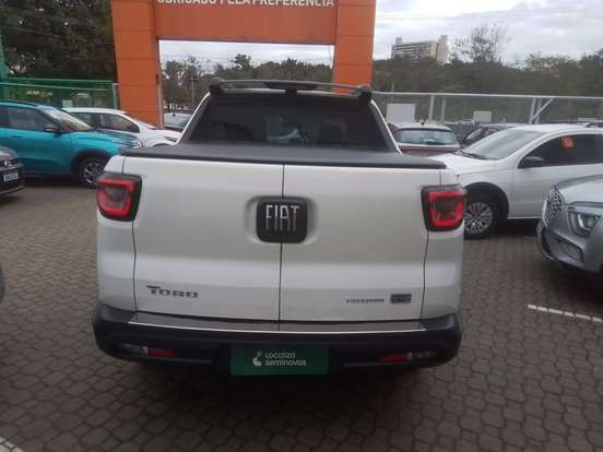 FIAT-TORO-2023