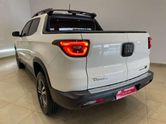 FIAT-TORO-2021