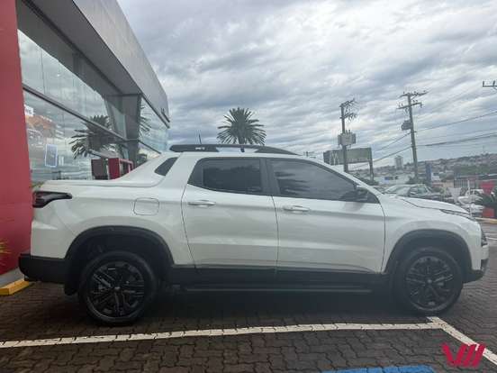FIAT-TORO-1.3 TURBO 270 FLEX ULTRA AT6 FIAT-TORO-2025