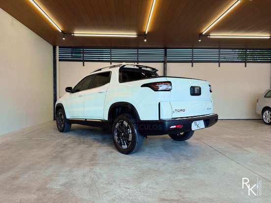 FIAT-TORO-1.3 TURBO 270 FLEX VOLCANO AT6 FIAT-TORO-2025