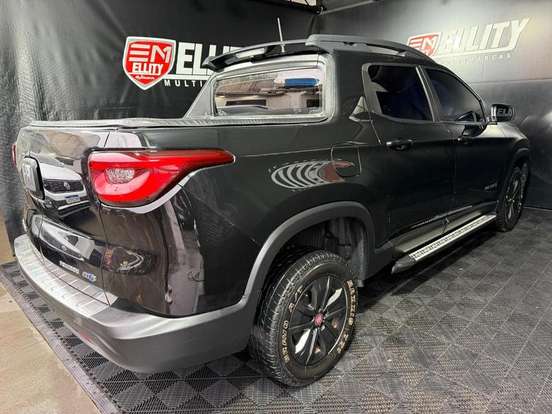 FIAT-TORO-1.8 16V EVO FLEX FREEDOM AT6 FIAT-TORO-2016