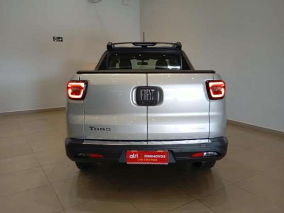 FIAT-TORO-1.8 16V EVO FLEX FREEDOM AT6 FIAT-TORO-2018