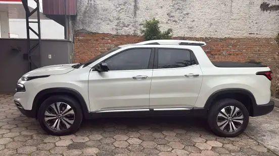 FIAT-TORO-2023