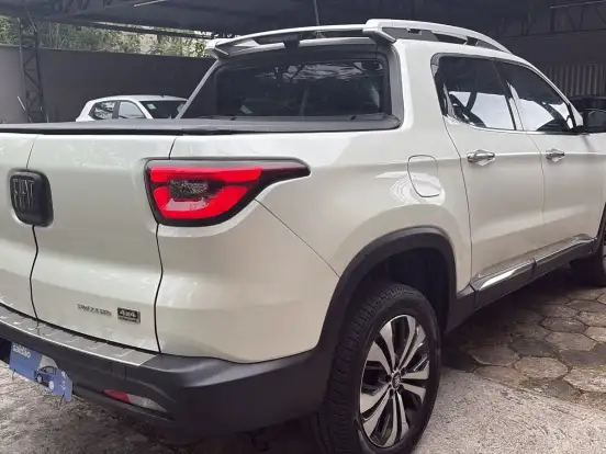 FIAT-TORO-2.0 16V TURBO DIESEL VOLCANO 4WD AT9 FIAT-TORO-2023
