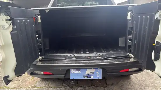 FIAT-TORO-2023