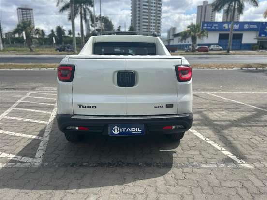 FIAT-TORO-2.0 16V TURBO DIESEL ULTRA 4WD AT9 FIAT-TORO-2023