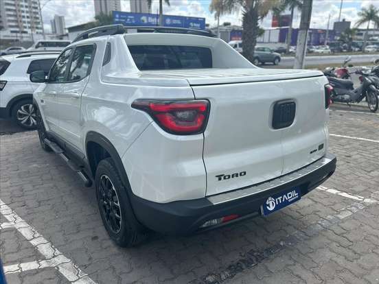 FIAT-TORO-2.0 16V TURBO DIESEL ULTRA 4WD AT9 FIAT-TORO-2023