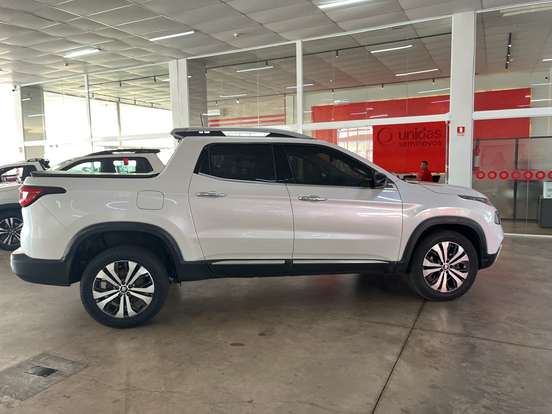 FIAT-TORO-2.0 16V TURBO DIESEL VOLCANO 4WD AT9 FIAT-TORO-2024