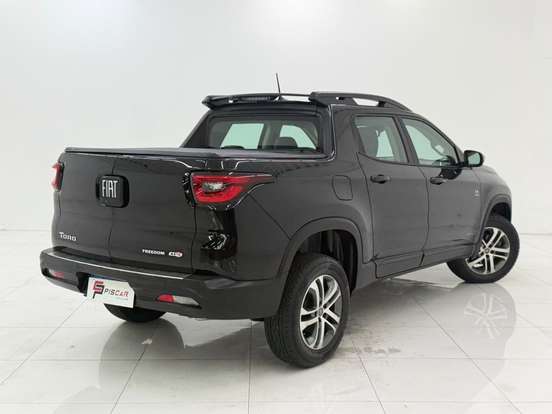 FIAT-TORO-2017