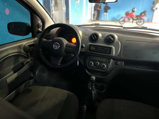FIAT-UNO-2013