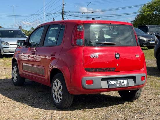 FIAT-UNO-1.0 EVO VIVACE 8V FLEX 4P MANUAL FIAT-UNO-2011