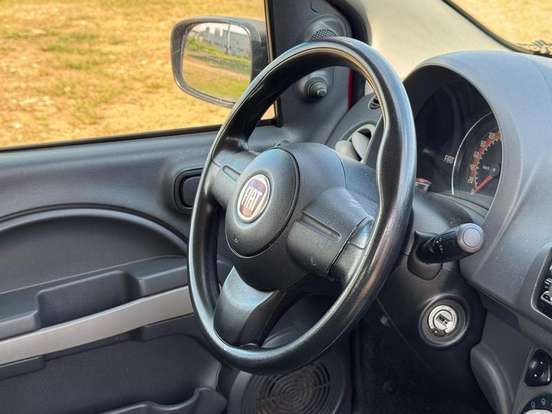 FIAT-UNO-1.0 EVO VIVACE 8V FLEX 4P MANUAL FIAT-UNO-2011