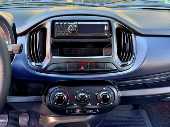 FIAT-UNO-2021