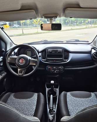 FIAT-UNO-2021