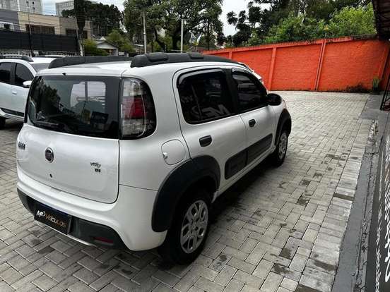 FIAT-UNO-1.4 EVO WAY 8V FLEX 4P MANUAL FIAT-UNO-2015