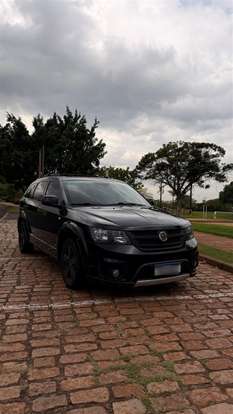 FIAT-FREEMONT-2011