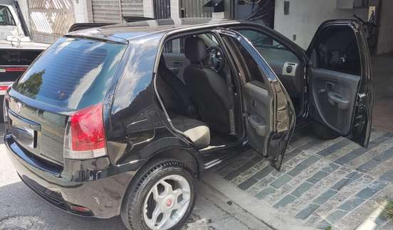 FIAT-PALIO-2015